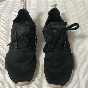 women’s size 8 black nmd adidas